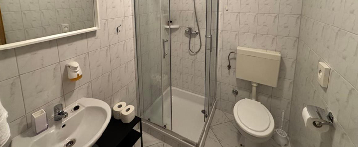 Hotel Artena, Pula: 2x nočitev z zajtrkom - Kuponko.si