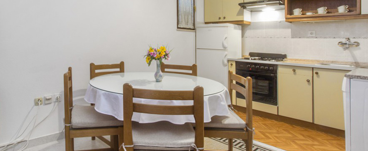 Apartmaji Skelin, Rogoznica: 1x nočitev - Kuponko.si