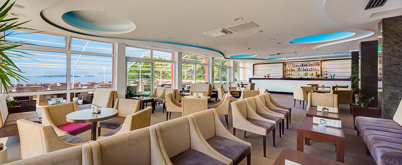 Hotel Zora, Primošten: morski oddih - Kuponko.si