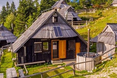 Velika planina resort, najem pristne koče