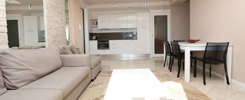 Tiffany & Prince apartmani, počitnice v Novalji na Pagu - Kuponko.si