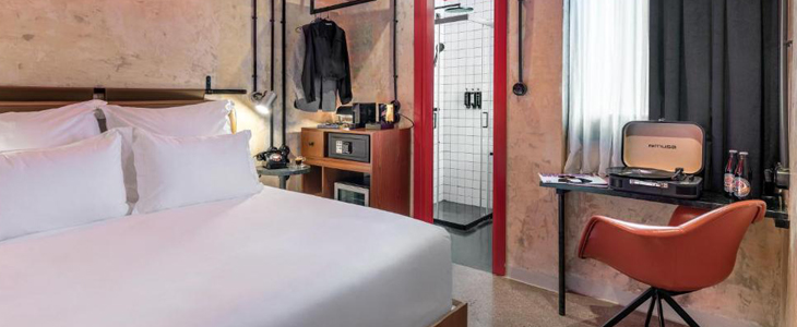 Dave Red Athens, Grčija: 2x nočitev z zajtrkom - Kuponko.si