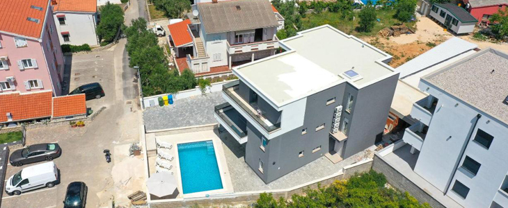 Apartmaji Sunshine Villa na Pagu - Kuponko.si