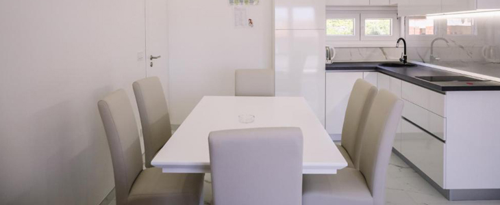 Apartmaji Sunshine Villa na Pagu - Kuponko.si