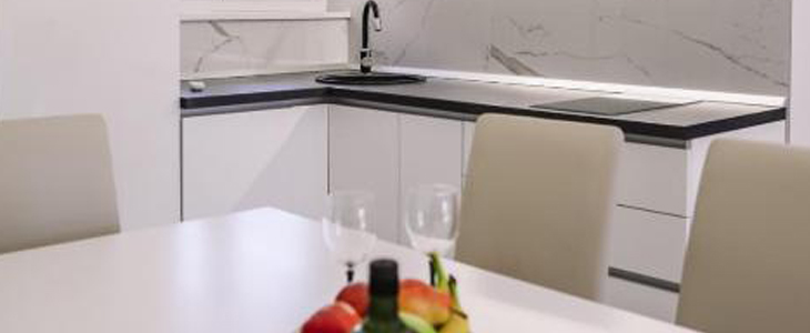 Apartmaji Sunshine Villa na Pagu - Kuponko.si