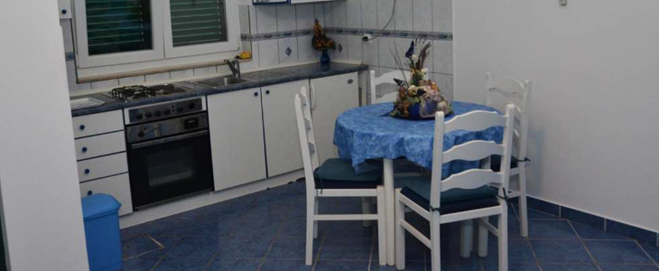 Apartmaji Kim, Novalja, Pag, najem - Kuponko.si