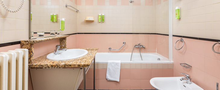 Hotel Neptun, Brioni: oddih s polpenzionom - Kuponko.si