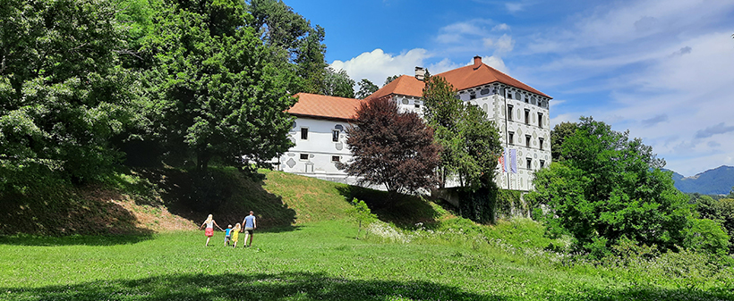 Muzej na prostem Rogatec: vstopnica - Kuponko.si