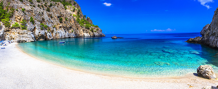 Royal Beach**** na otoku Karpatos v Grčiji - Kuponko.si