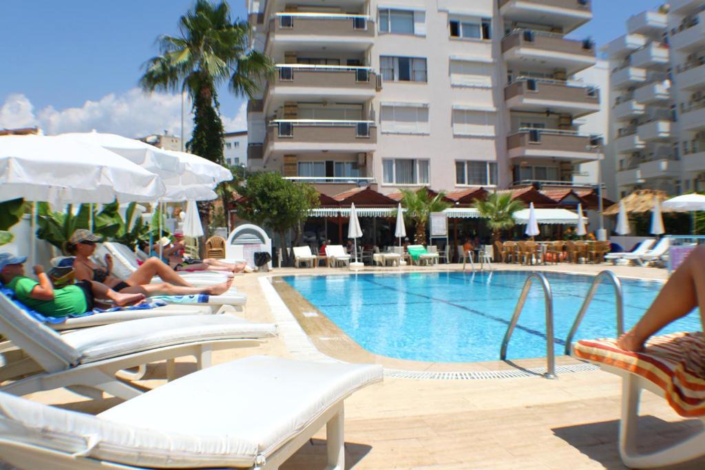Bora Bora Butik hotel*** v Alanyi, Turčija - Kuponko.si