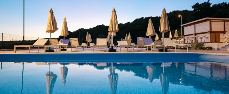 Apartmaji Medena**** Trogir, Hrvaška - Kuponko.si