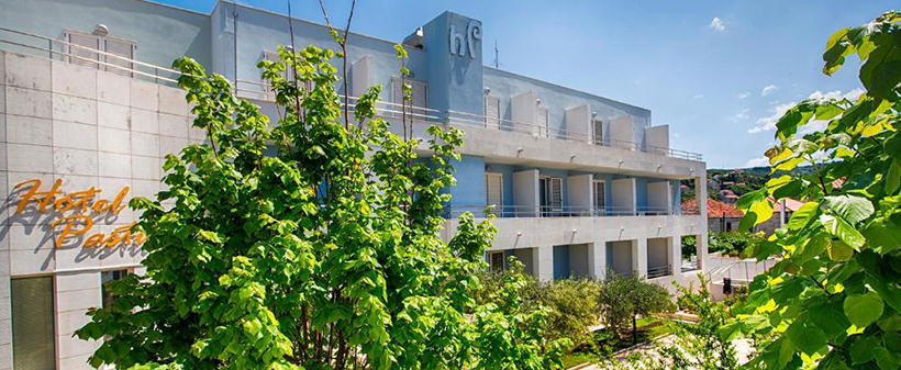 Hotel Pastura 4*, Postira, Brač: poletne počitnice - Kuponko.si