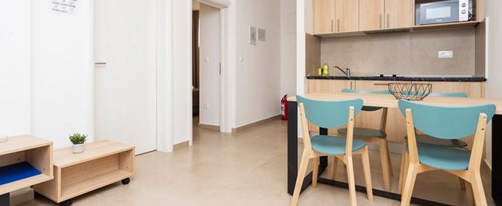 Apartmaji Medena**** Trogir, Hrvaška - Kuponko.si