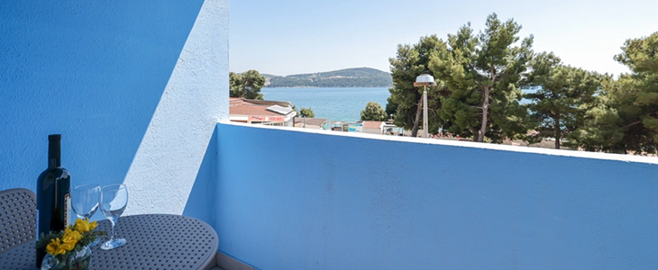 Apartmaji Medena**** Trogir, Hrvaška - Kuponko.si