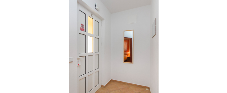 Villa Oaza - apartmaji v Vodicah - Kuponko.si
