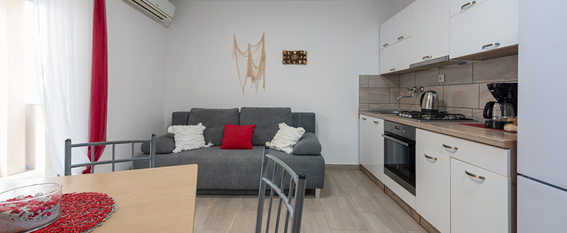 Apartmaji Ribarica: morski oddih - Kuponko.si