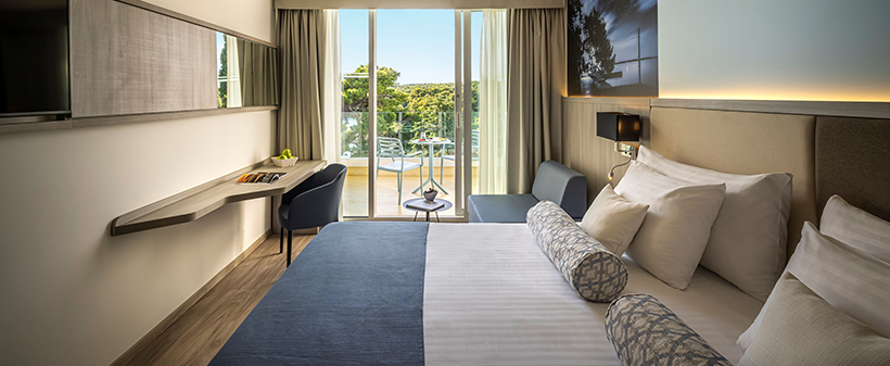 Valamar Carolina Hotel & Villas 4*:  poletni oddih - Kuponko.si