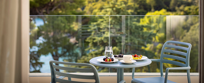 Valamar Carolina Hotel & Villas 4*:  poletni oddih - Kuponko.si