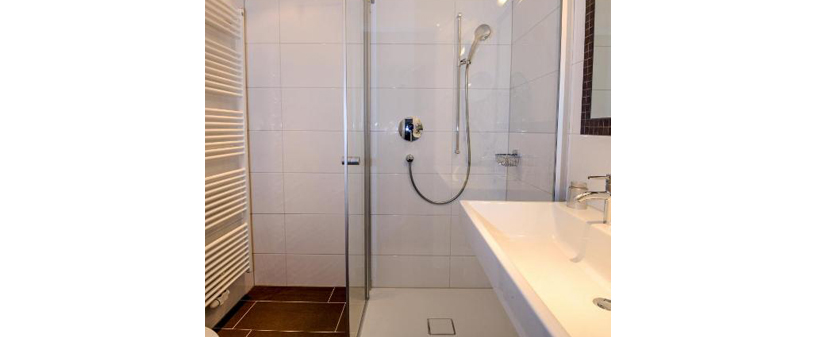 Hotelu Fischer Superior 3*, nočitev z zajtrkom - Kuponko.si