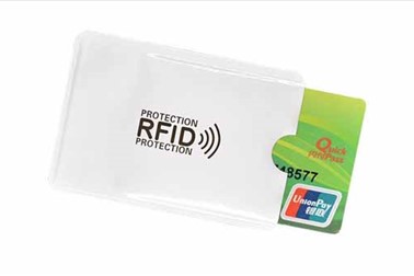 Ovitek za zaščito RFID bančnih ali drugih kartic