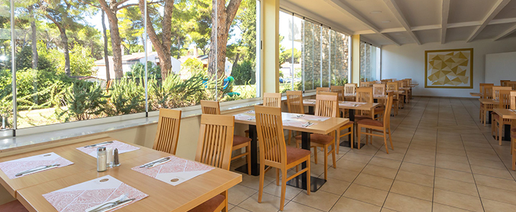 Hotel Adria***, Biograd na moru, Hrvaška - Kuponko.si