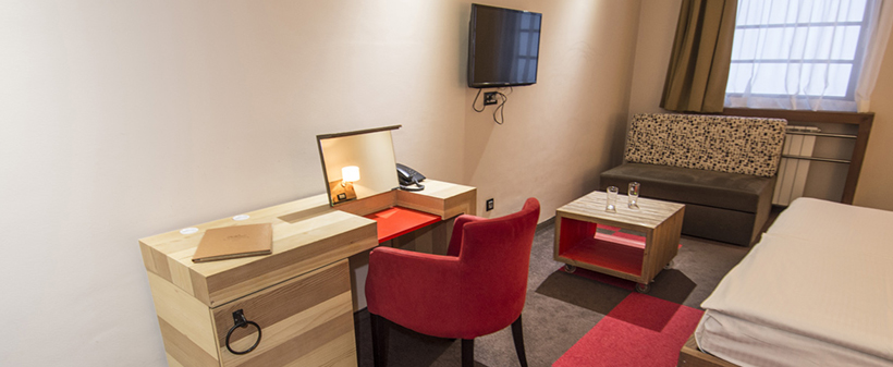 Hotel Lavina Jahorina: poletni oddih z zajtrkom - Kuponko.si