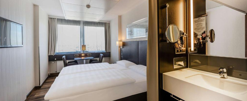 Park Inn by Radisson, Alexanderplatz Berlin - Kuponko.si