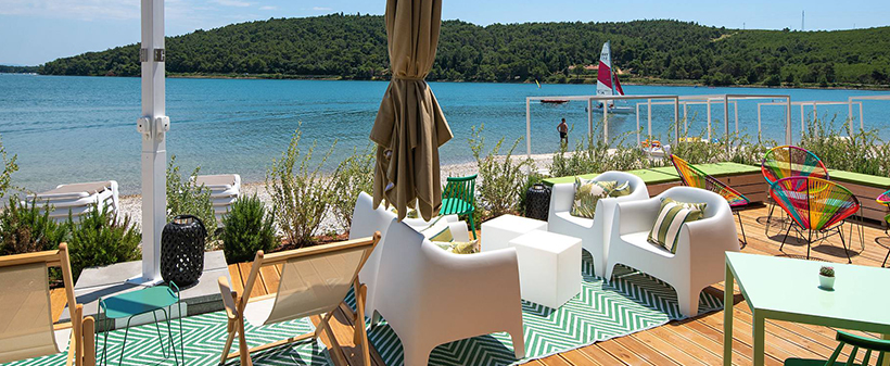 Arena One 99 Glamping: glamping šotor - Kuponko.si