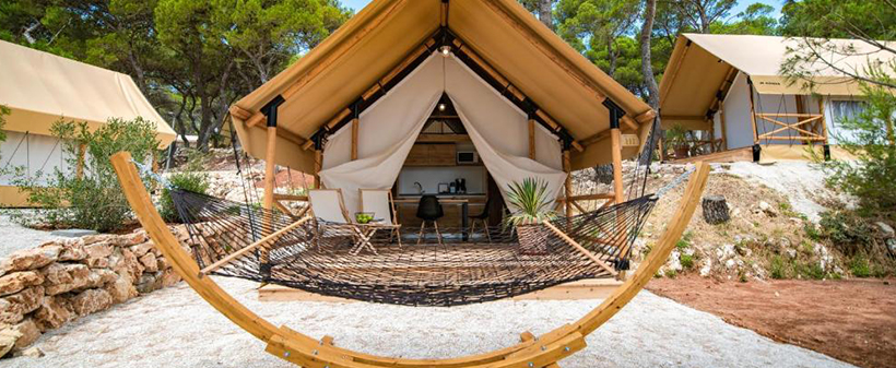 Arena One 99 Glamping: glamping šotor - Kuponko.si