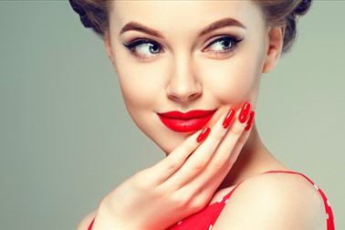 Arina Studio Maribor; gelish lakiranje nohtov Arina Studio Maribor; gelish lakiranje nohtov