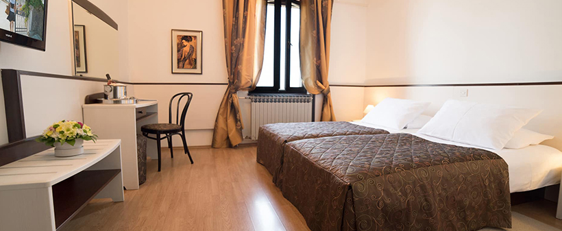 Hotel Kaštel 3*, Crikvenica: oddih s polpenzionom - Kuponko.si