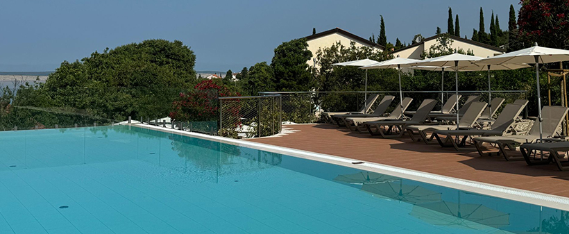 Paviljoni Omorika 3*, Crikvenica: oddih s polpenzionom - Kuponko.si