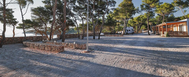 Boutique kamp Bunja, Brač: najem parcele - Kuponko.si