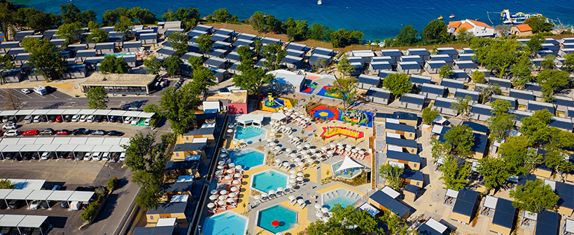 Aminess Atea Camping Resort Njivice, Krk, mobilne hiške - Kuponko.si