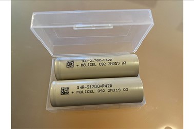 Set 2 polnilnih Li-ion baterji MOLICEL Set 2 polnilnih Li-ion baterji MOLICEL