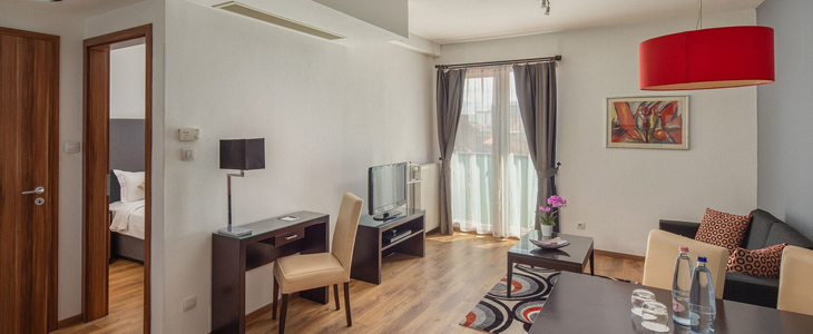 Escala Hotel & Suites 4*, Budimpešta: nočitev, zajtrk - Kuponko.si