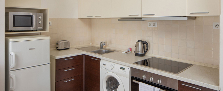 Escala Hotel & Suites 4*, Budimpešta: nočitev, zajtrk - Kuponko.si