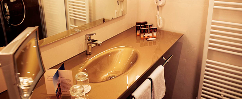 Lifeclass hoteli Portorož: premium wellness paket - Kuponko.si