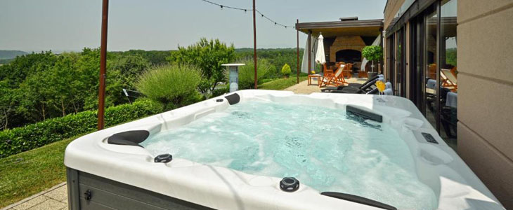 Divinus Holiday House 4*, luksuzna počitniška hiška - Kuponko.si