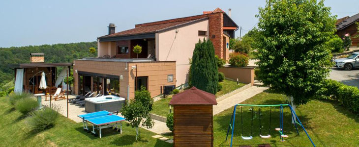 Divinus Holiday House 4*, luksuzna počitniška hiška - Kuponko.si