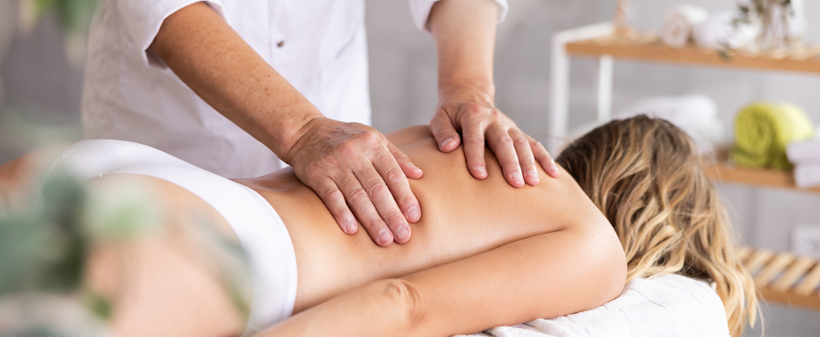 Minimalist beauty salon: klasična masaža, 60 min - Kuponko.si Minimalist beauty salon: klasična masaža, 60 min - Kuponko.si