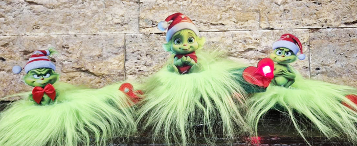 Grinč lesena figura na podstavku - Kuponko.si