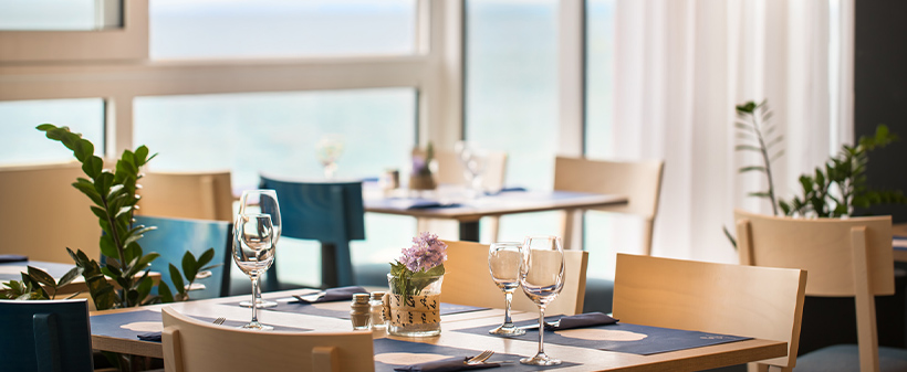 Hotel Istra Opatija, morski oddih s polpenzionom - Kuponko.si