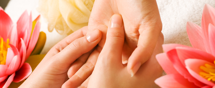 Salon Frizerstvo Weis: masaža hrbta, 30 min - Kuponko.si