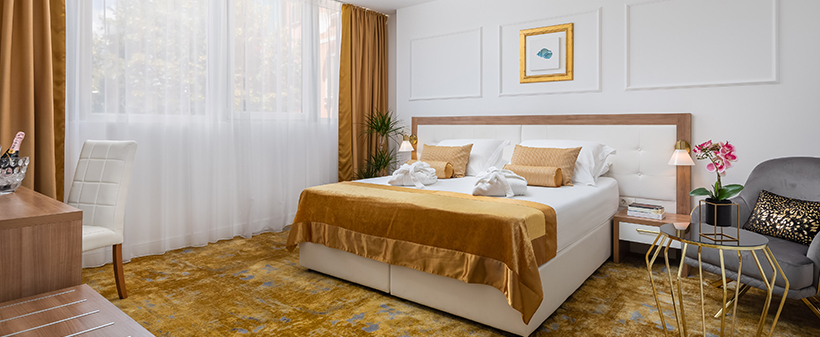 Hotel Corner 4*, Split, morski oddih  - Kuponko.si