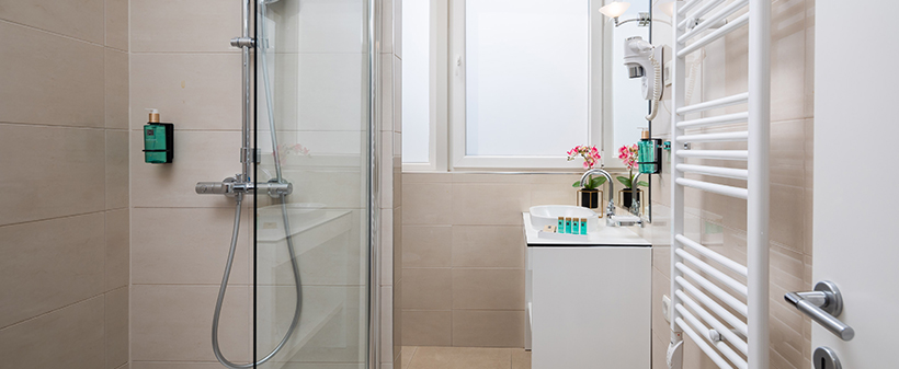 Hotel Corner 4*, Split, morski oddih  - Kuponko.si