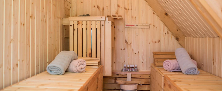 Pr' Vili Fani ob reki Kolpi s savnanjem - Kuponko.si