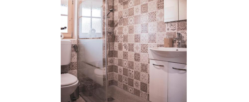 Hiška Ulala; Zalog pod Sveto Trojico, 1-dnevni najem - Kuponko.si