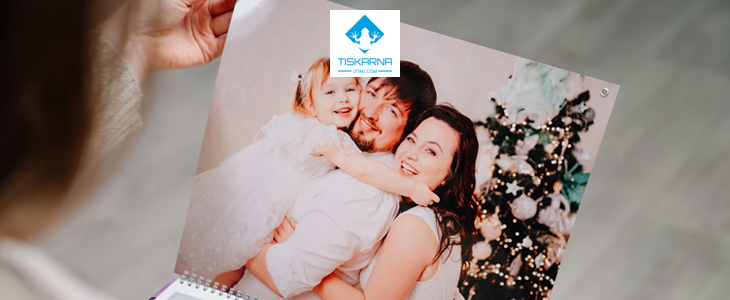 Fotokoledar z vašimi osebnimi fotografijami  - Kuponko.si