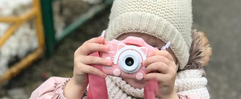 Otroški digitalni fotoaparat LCD SD 600mAh - Kuponko.si